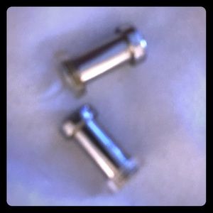 4 gauge plugs. Fake diamonds and screw on backs